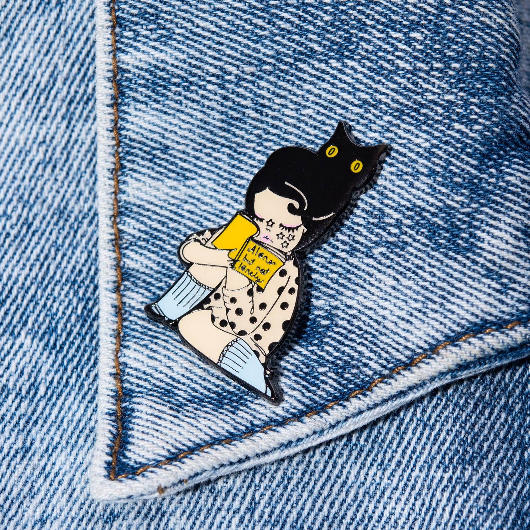 Valfré - Alone But Not Lonely Pin