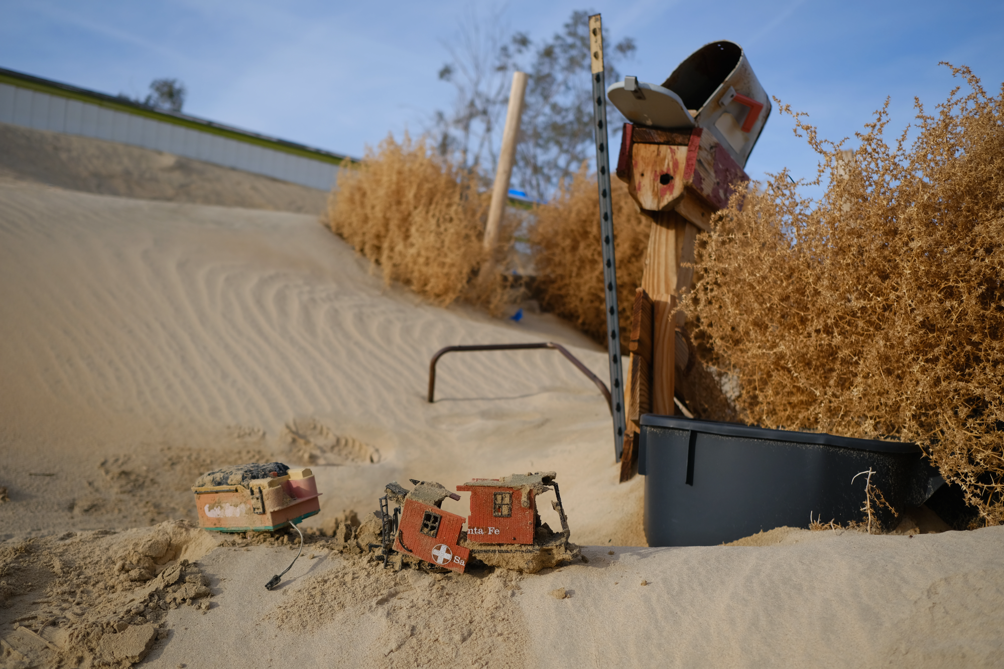 DamionSanchez_SantaFeFreight_SM_81e56e6b-0426-4841-b3b3-dfb52241f8f8.png